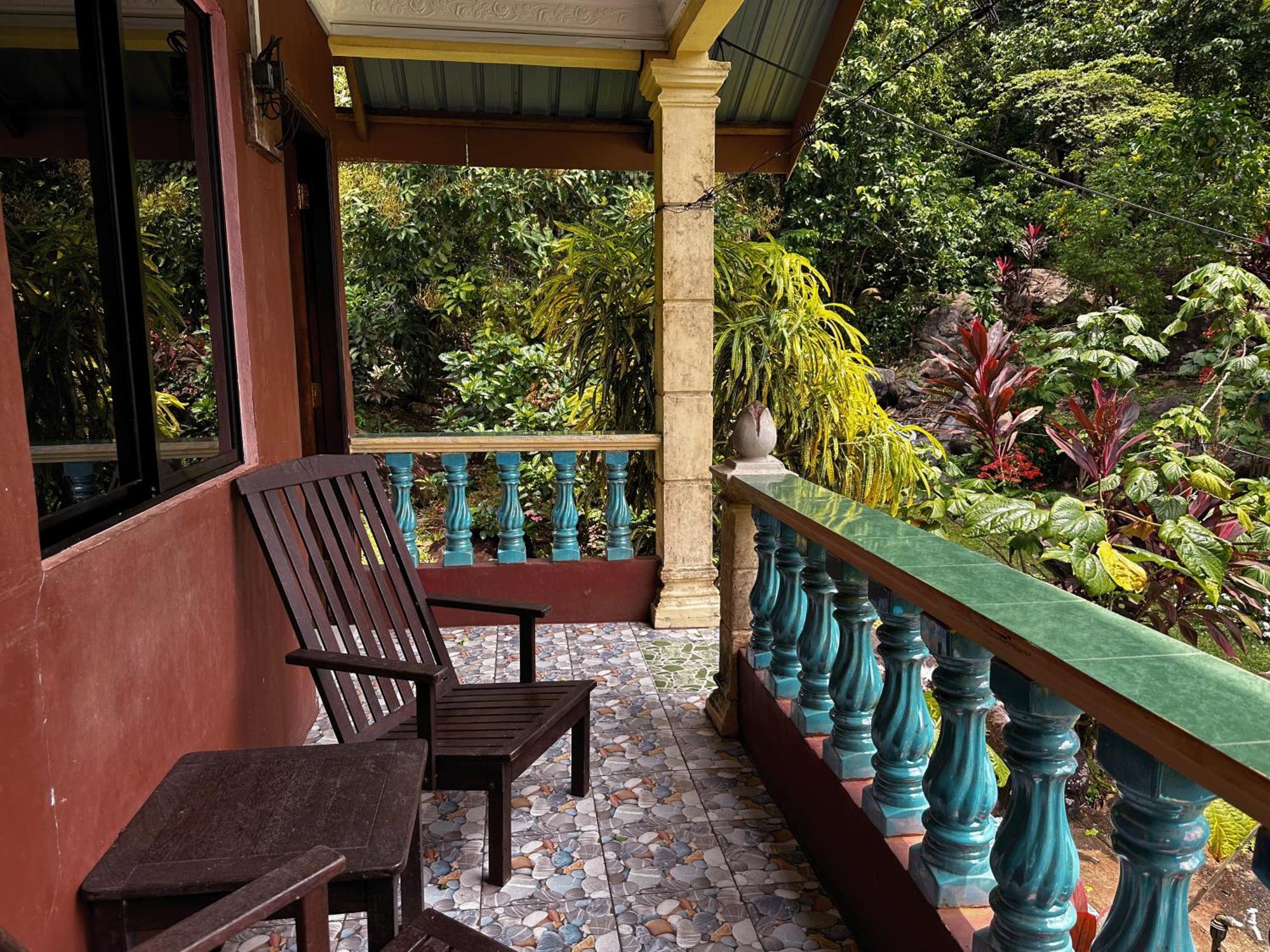 Abc Chalet Tioman Kampong Ayer Batang Exterior photo