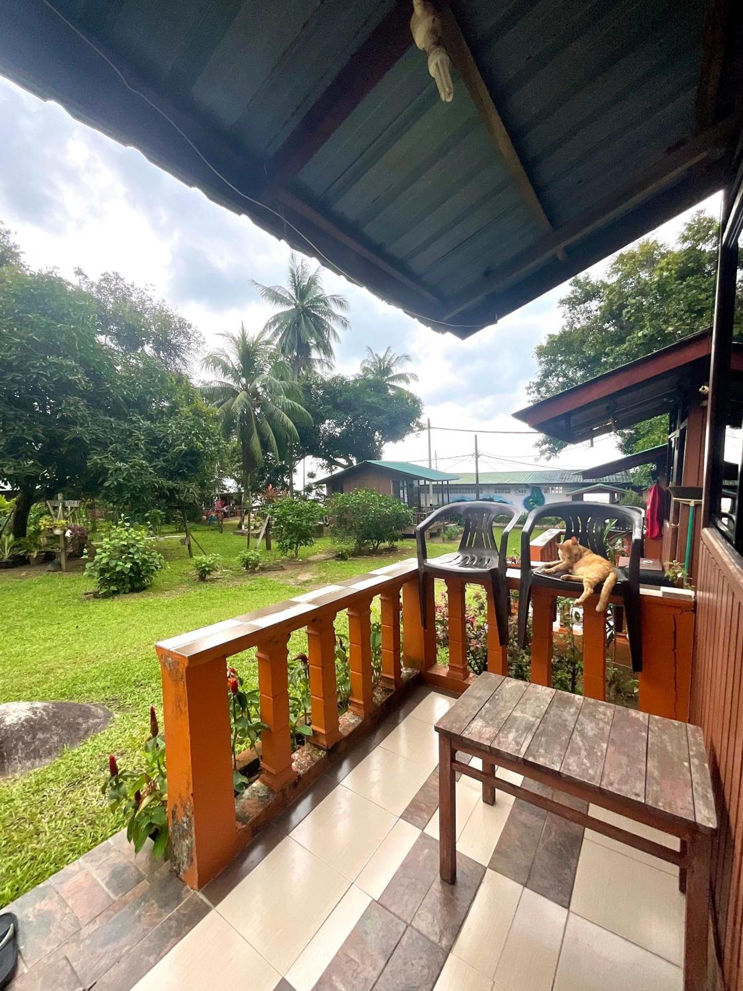 Abc Chalet Tioman Kampong Ayer Batang Exterior photo