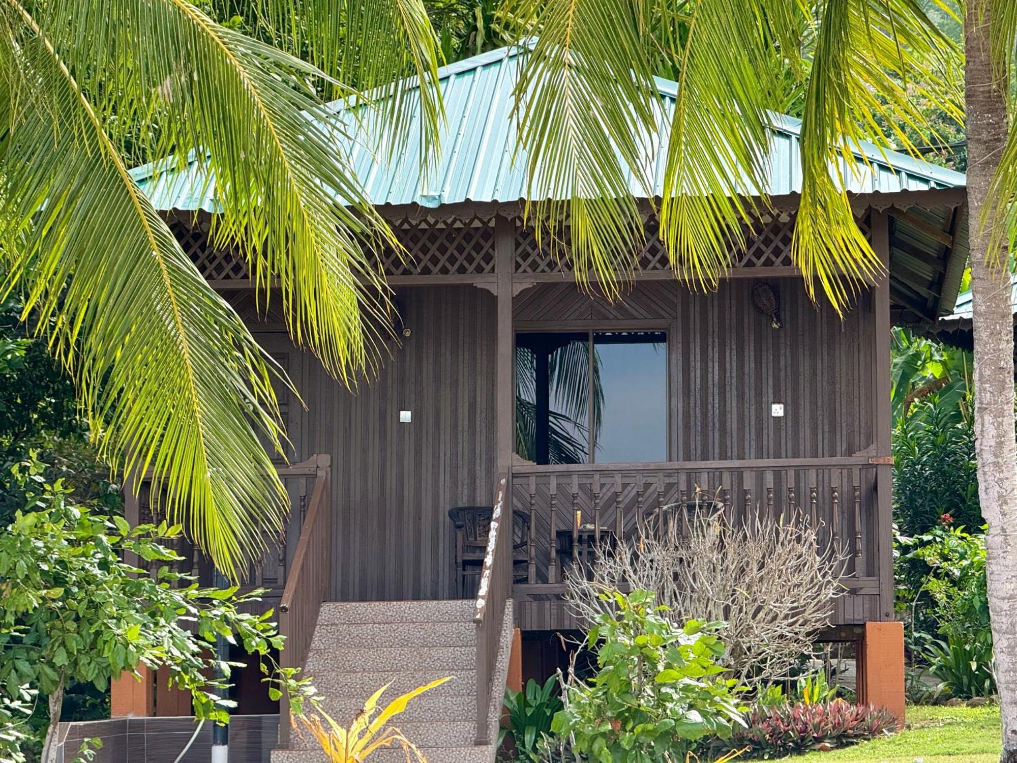Abc Chalet Tioman Kampong Ayer Batang Exterior photo