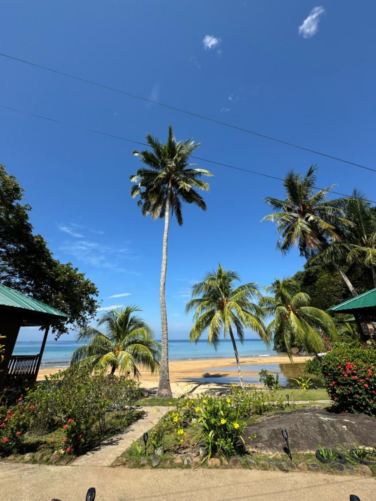Abc Chalet Tioman Kampong Ayer Batang Exterior photo