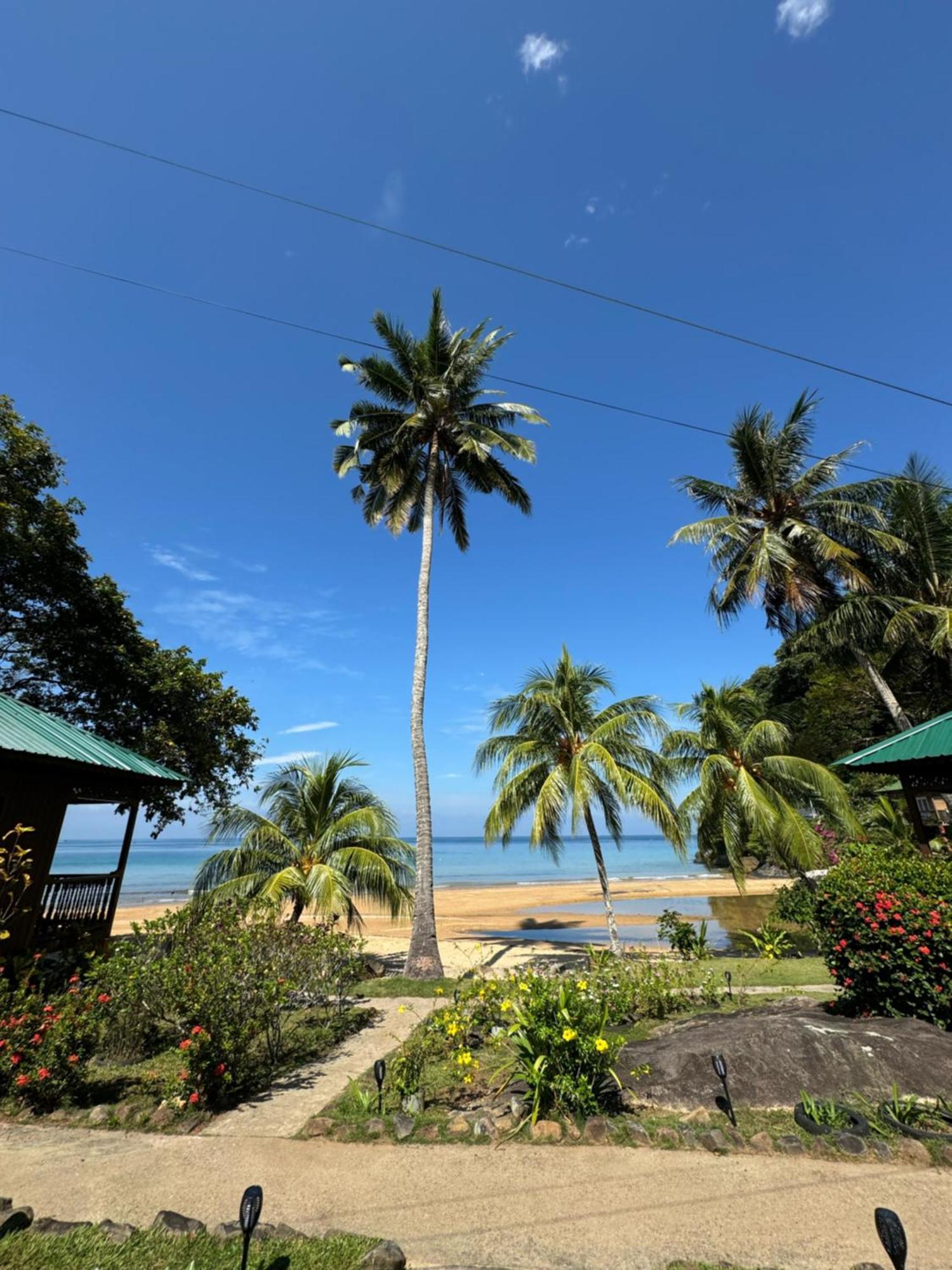 Abc Chalet Tioman Kampong Ayer Batang Exterior photo